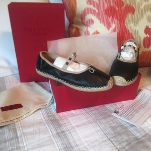 Valentino Garavani Rockstud Espadrille Ballet Flat